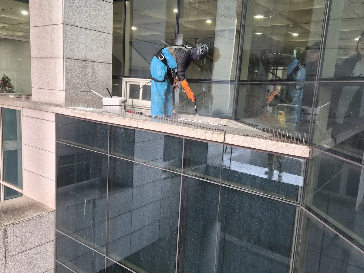 안산시 상록구 건건동 건물 복도·대기 동선 야간 위생청소 사례 - 행진크린